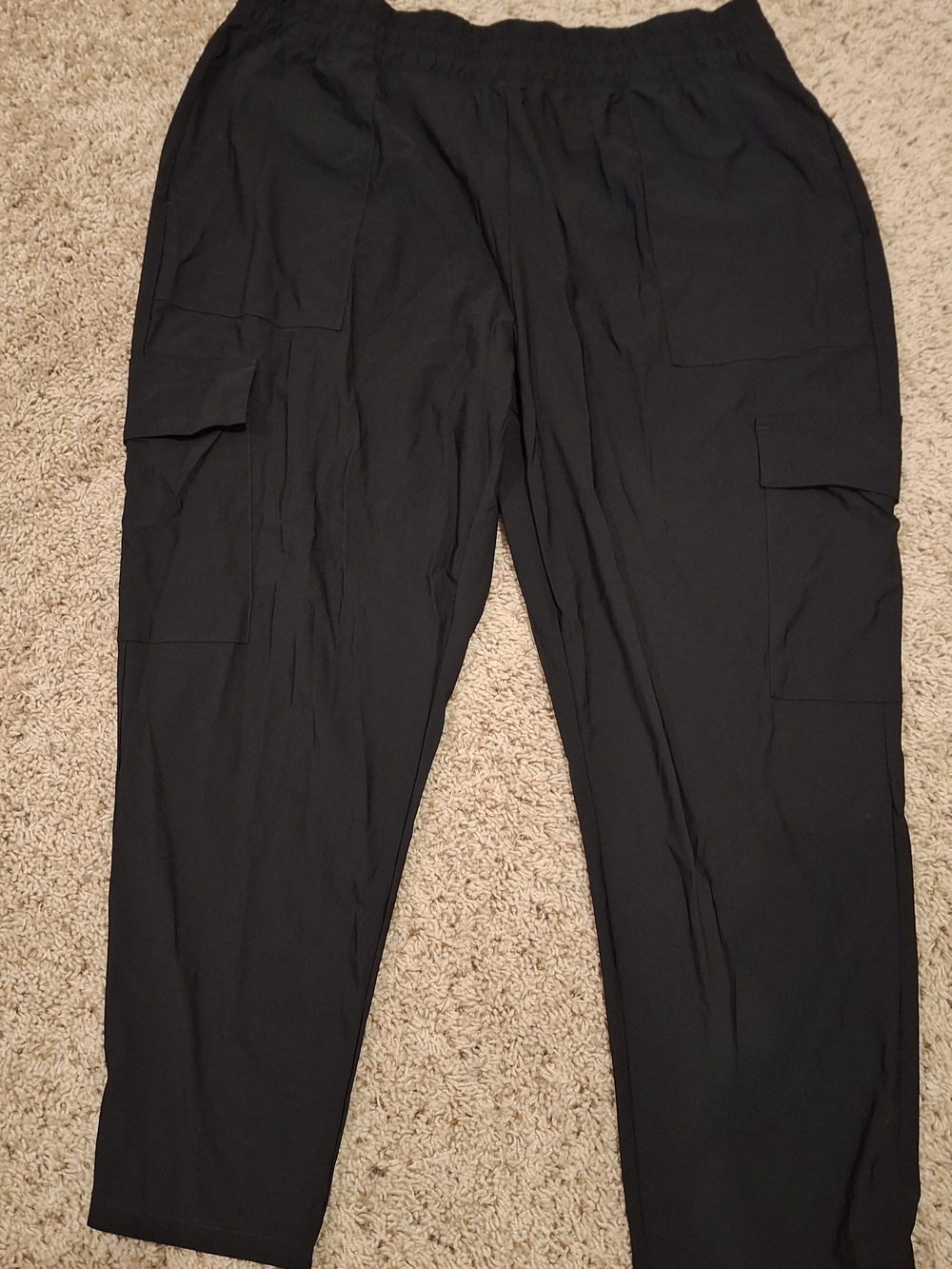 Old Navy Women's Black Straight-Leg Cargo Pants